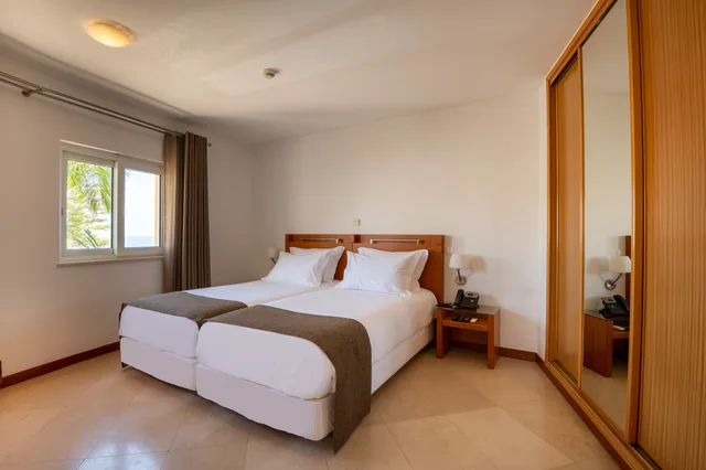 Room, No Balcony, Aparthotel Vila Luz 1/3