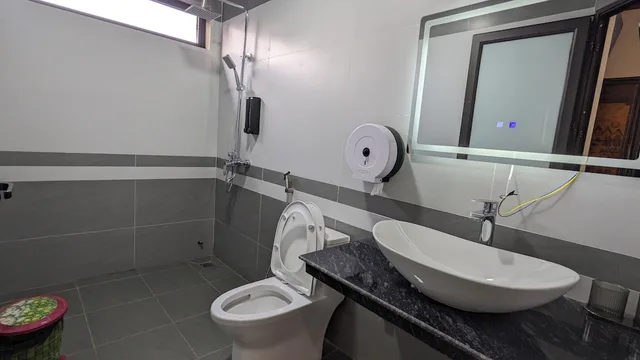 غرفة بريميوم بسرير كينج بإطلالة على الجبل، Ninh Binh Greenland Homestay 6/10