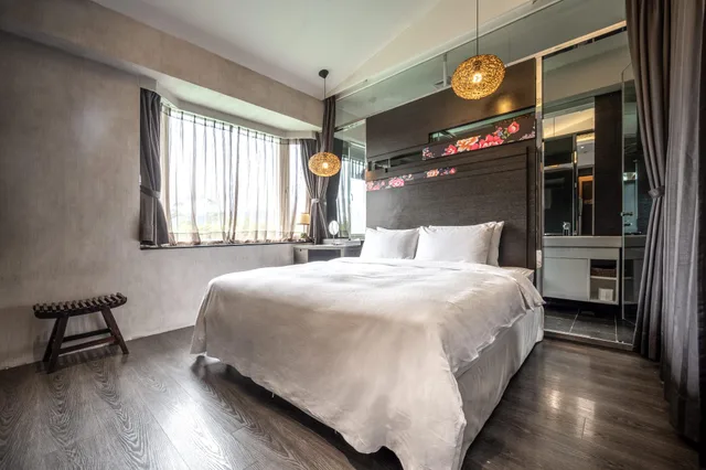 غرفة بسرير مزدوج بإطلالة، Pokara Resort 1/1