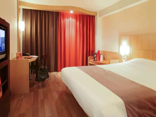 Standard, Double Bed, Ibis Braga 3/10