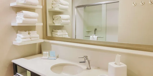 غرفة بسرير مزدوج، Hampton Inn Suites Charlotte Ballantyne Nc 7/9