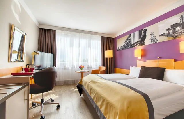 غرفة كومفورت بسرير مزدوج، Leonardo Royal Hotel Koln Am Stadtwald 1/5