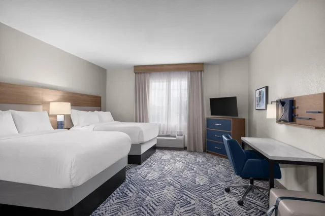 غرفة بسريرين منفصلين لذوي الإعاقة، CANDLEWOOD SUITES ALEXANDRIA 3/7