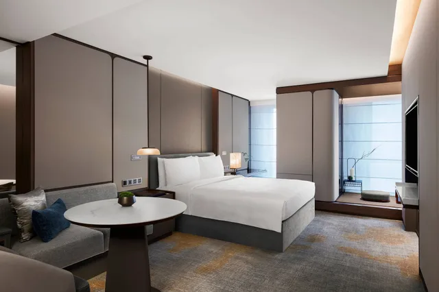 Room, King Bed, Jw Marriott Hotel Shenzhen 1/6