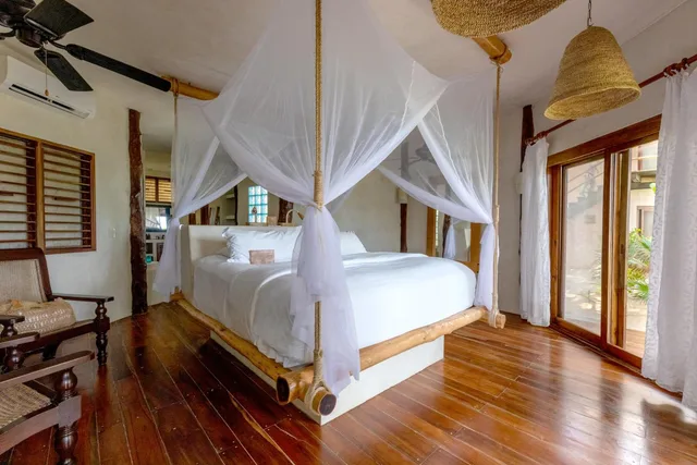 Deluxe, Double Bed, Lateral Side Sea View، Encantada Tulum 1/1