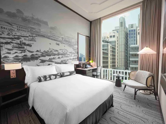 غرفة كلوب، Novotel Singapore Robertson Quay 1/2