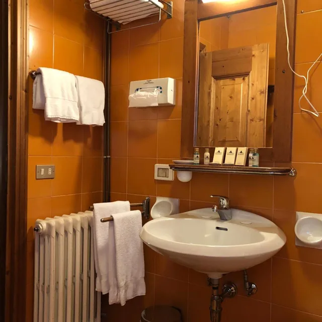 غرفة رباعية بشرفة، Majoni Hotel 6/7