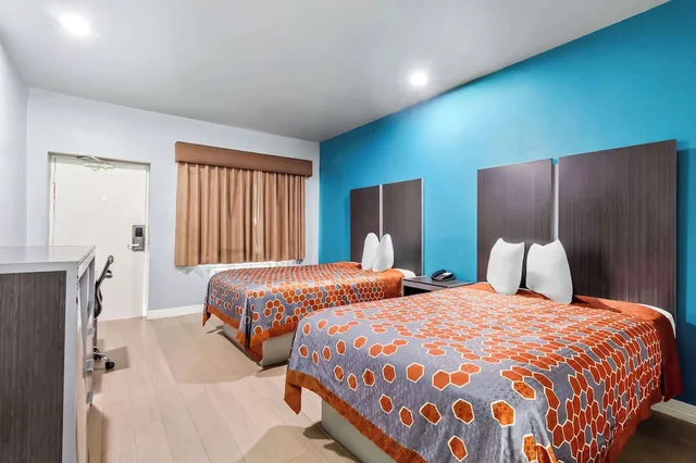 غرفة قياسية بسريرين مزدوجين، Econo Lodge Inn & Suites Channelview - Houston East 1/2