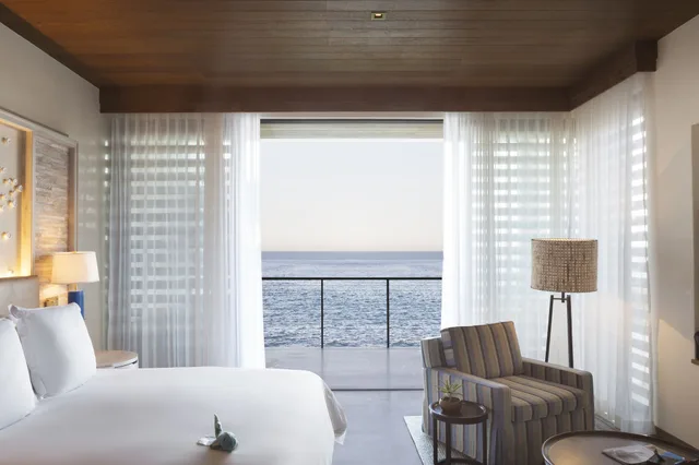 4 Bedrooms, Villa, 2 King Beds, 4 Queen Beds, Ocean Front، Chileno Bay Resort And Residences 1/2