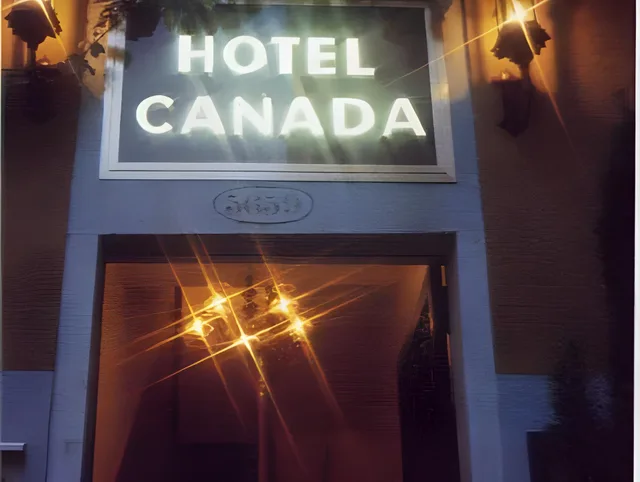 Room, Small, Canada Hotel Venice 1/1