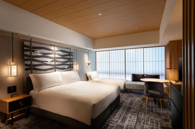 غرفة تنفيذية تنفيذية بسرير كينج مع دخول الصالة، Hilton Kyoto 2/3