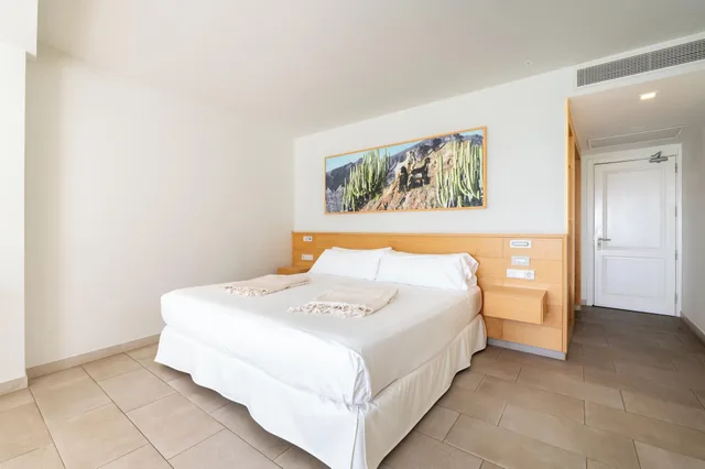 جناح بريميوم جونيور مفرد بإطلالة جزئية على البحر، Iberostar Selection Lanzarote Park 1/4