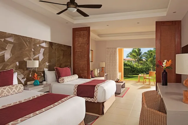 Deluxe, 2 Double Beds, Tropical View، Dreams Royal Beach (former Now Larimar) 2/4