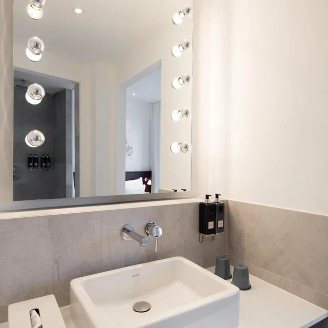 غرفة مريحة بسرير كينج، Ruby Marie Hotel Vienna 7/9