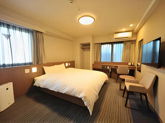 Room, King Bed, Corner, Dormy Inn Meguro Aobadai 1/1