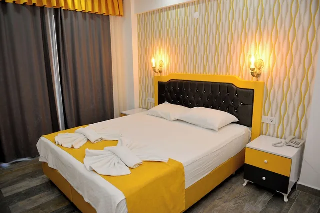غرفة سوبيريور ثلاثية بسرير كوين، Alara Hotel 1/4