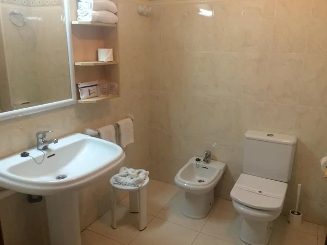 غرفة رباعية بسريرين مزدوجين، Hotel Medsur Natura Park 7/8