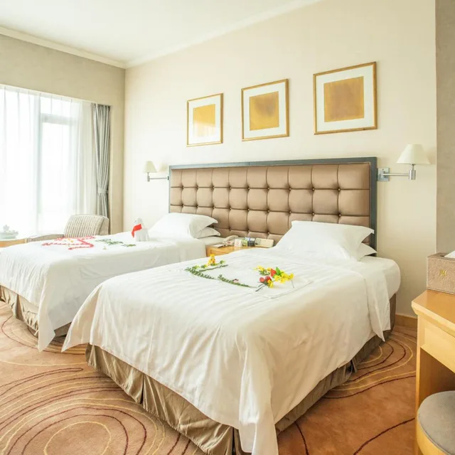 Premier, Twin Beds, Shantou Junhua Haiyi Hotel 2/9