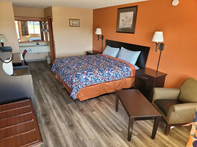غرفة قياسية بسرير كينج للمدخنين، Budget Host Inn Eastland 2/3