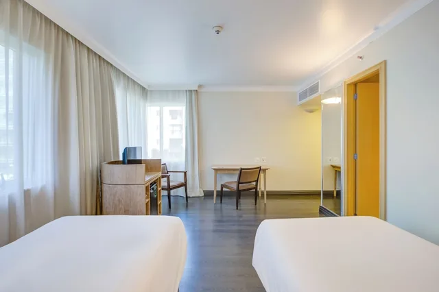 غرفة سوبيريور بسريرين منفصلين، Park Inn By Radisson Berrini 5/10