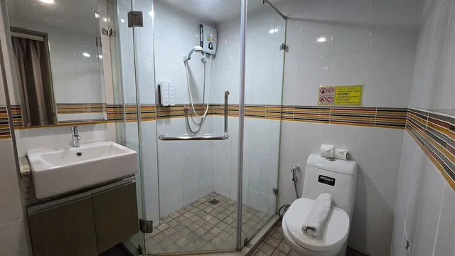 Budget, Twin Beds, Building 1، Sleepstation Hotel At Pratunam 10/10
