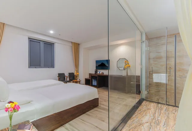 Superior, Twin Beds, No View, No Window، Emerald Bay Hotel & Spa Nha Trang 1/1