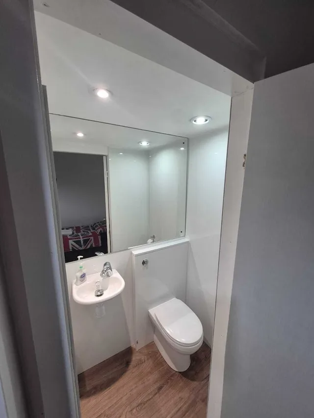 Standard, Twin Beds, Saint James Backpackers 9/10