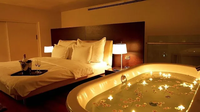 Mezzanine, Deluxe, Suite, Double Bed، Ajia Hotel 4/6