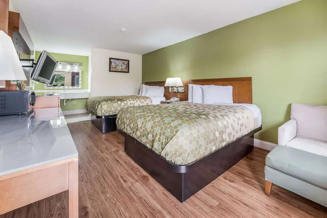 غرفة بسريرين كوين، Econo Lodge Atlanta Airport East 4/5