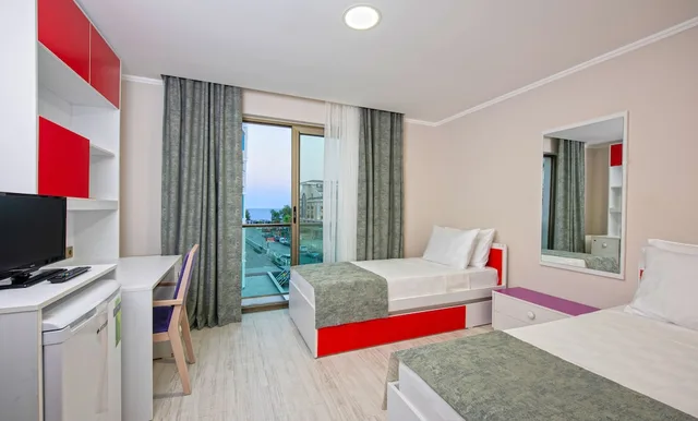 غرفة قياسية بسرير مزدوج، CITRUS PARK HOTEL 4/5