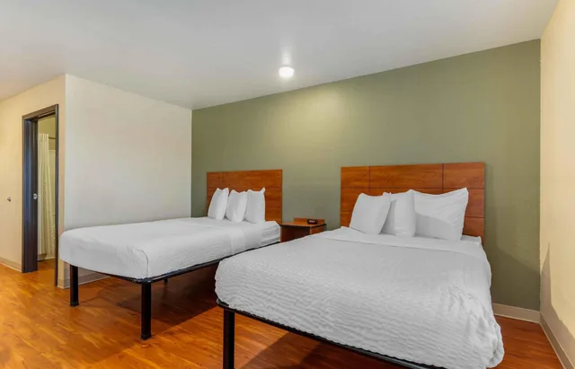 غرفة قياسية بسريرين مزدوجين، Extended Stay America Select Suites Atlanta Chamblee 1/5