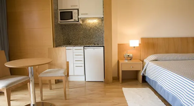 غرفة قياسية بسرير مزدوج، Clipper and Villas 6/6