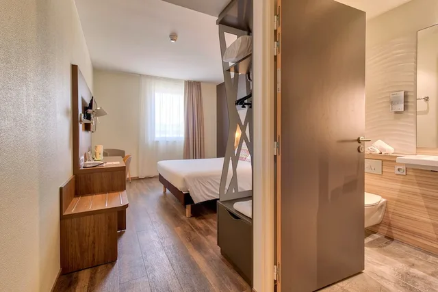 غرفة قياسية بسرير مزدوج، Campanile Saint Jean De Luz 7/7