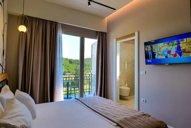 غرفة بسرير كينج بشرفة، Hotel Autostation 6/10
