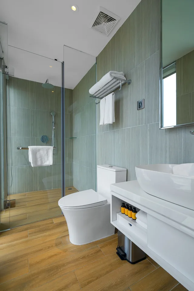 جناح سيغنتشر بسرير كينج بإطلالة على البحر، Premier Pearl Hotel Vung Tau 2/2