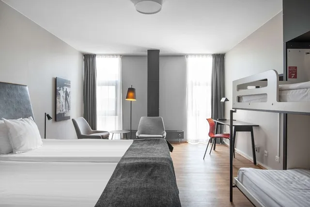 غرفة عائلية بسريرين منفصلين وأسرّة بطابقين، Quality Hotel 11 2/5