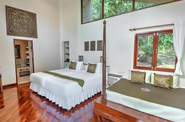 غرفة ديلوكس بسريرين منفصلين بإطلالة على البحر، Khanom Hill Resort 1/3