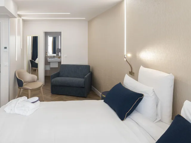 غرفة قياسية ثلاثية، Mercure Paris Opera Lafayette 5/8