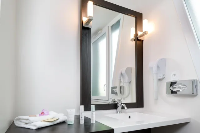 غرفة تنفيذية، Seven Urban Suites Nantes Centre 5/7