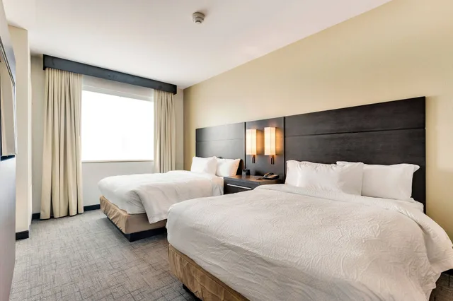 studio, 2 queen beds, bay view، Residence Inn Corpus Christi Downtown 2/4