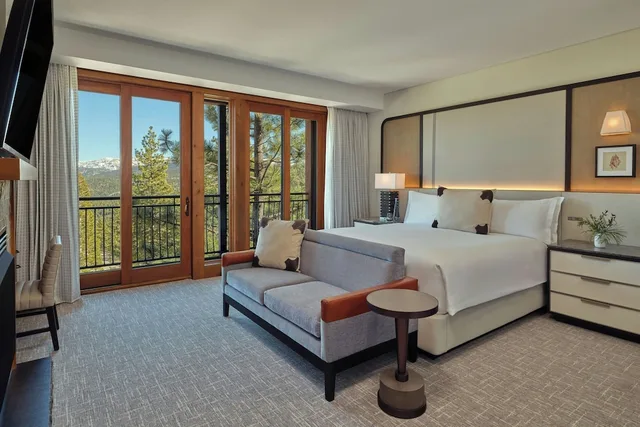 جناح بسرير كينج بغرفة نوم واحدة مع أريكة، The Ritz Carlton Lake Tahoe 2/8