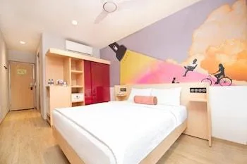 Solo, Luxury، Ginger East Delhi 1/2