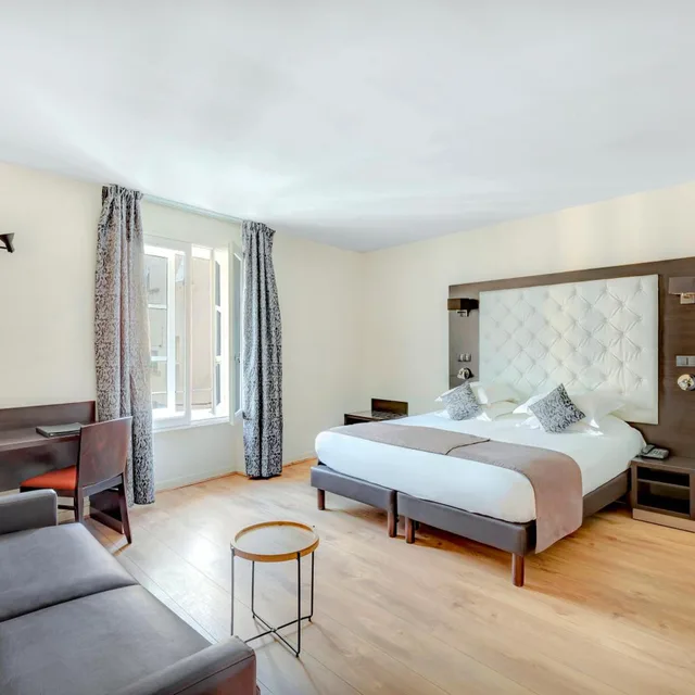 جناح جونيور بسرير كوين مع أريكة، Best Western Le Marquis de La Baume 1/5