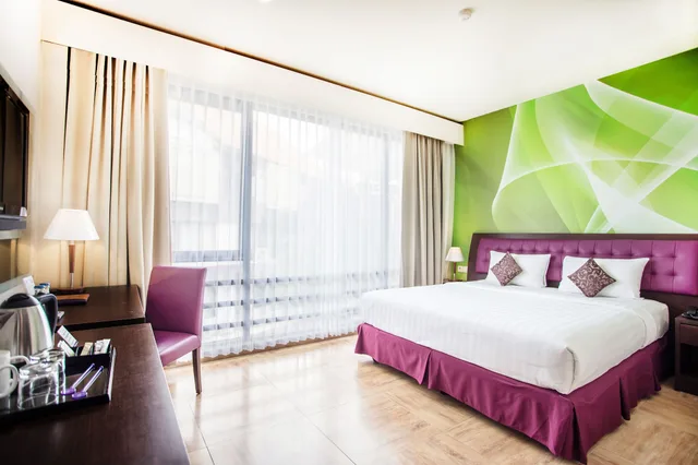 Superior Room, Kuta Central Park Hotel 4/10
