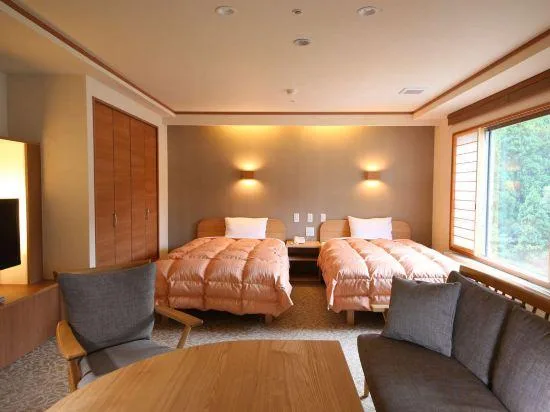 غرفة غربية سوبيريور بسريرين منفصلين بإطلالة على الجبل، Saito Hotel 1/1