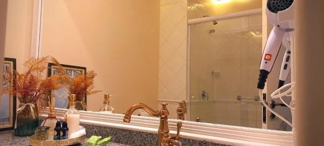 Romantic, Queen Bed, Garden View, Jetted Tub, Le Boutique Hotel Gramado 2/2