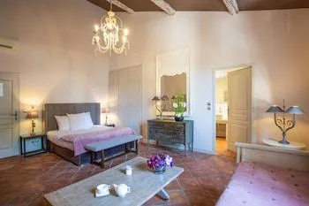 غرفة قياسية بسرير مزدوج، Domaine Du Colombier 2/2