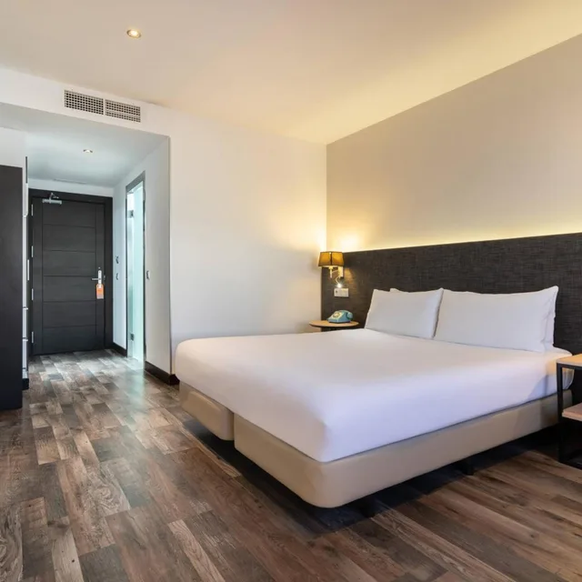 غرفة متصلة قياسية، Hotel Cadiz Paseo Del Mar Affiliated By Melia 4/10