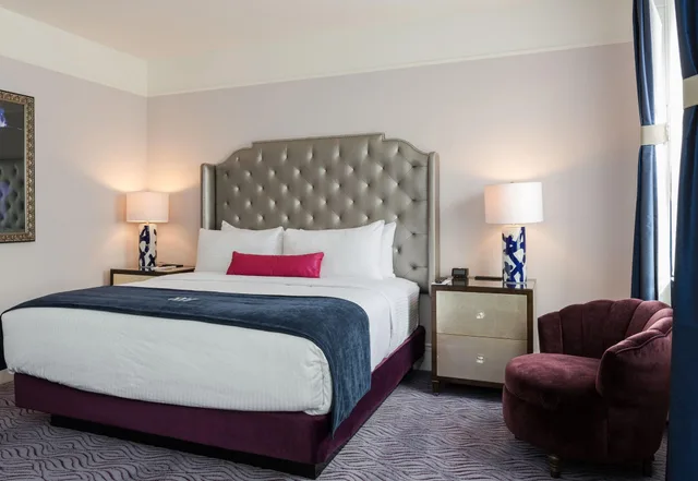 جناح بسرير كينج، The Read House Hotel Historic Inn and Suites 1/2
