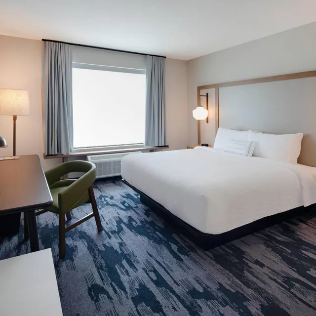 غرفة بسرير كينج بحوض استحمام لذوي الإعاقة، Fairfield Inn And Suites By Marriott Tampa Wesley Chapel 1/10
